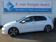 Volkswagen Golf - 1.5 eTSI R-LINE BNS Automaat, ACC, Led, Navi, APPLE