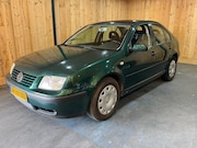 Volkswagen Bora - 1.6-16V 2002 Groen Airco Trekhaak 132.000 KM