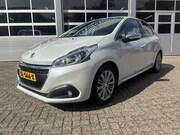Peugeot 208 - 1.2 82pk/Carplay/Trekhaak/5drs/Cruise/Clima/PdcAchter