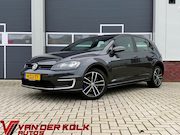Volkswagen Golf - 1.4 TSI GTE | LED | Navigatie | Cruise | Climate | Trekhaak 