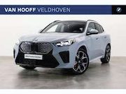 BMW iX2 - xDrive30 M Sport / Panoramadak / Sportstoelen / He
