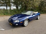 Jaguar XK8 - 4.0 V8 Convertible
