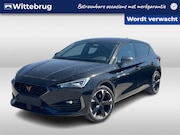 CUPRA Leon - 1.4 e-Hybrid 204 pk Performance / Navigatie / Achteruitrijca