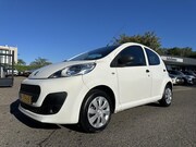 Peugeot 107 - 1.0 12V 68PK 5D AIRCO Stuurbekrachtiging