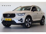 Volvo XC40 - B4 197PK Plus Dark | Trekhaak | 19" all season | Verw. voorr