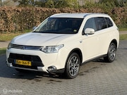 Mitsubishi Outlander - 2.0 PHEV Instyle+