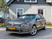 Volkswagen Passat - 2.0 TDI Highline LEER AUTOMAAT BlueMotion