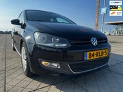Volkswagen Polo - 1.2 TSI Highline CRUISE CLIMA CARPLAY NAP