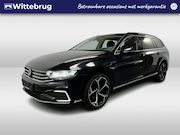 Volkswagen Passat - Variant 1.4 TSI PHEV GTE Business / AUTOMAAT/ PANO/ ELEKTR.
