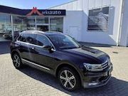 Volkswagen Tiguan - 2.0 TSI 4Motion Highline Trekhaak Camera Carplay L