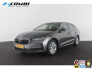 Skoda Octavia - Combi 1.5 TSI Business Edition > Camera/Trekhaak/Winterpakke