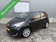 Toyota Verso S - 1.3 VVT-i Dynamic Automaat 2011 / Camera / Navigatie / Leer