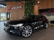 Volvo V60 - 2.0 T8 Recharge AWD R-Design Pannorama schuif trekhaak elekt