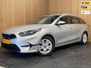 Kia Ceed - Sportswagon 1.5 T-GDi DynamicLine|160PK|AFN.TREKHAAK|APPLE C