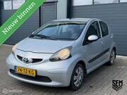 Toyota Aygo - 1.0-12V +