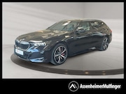 BMW 5-serie - d xDrive Touring M Sport Fahrassist+AHK+HUD