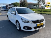 Peugeot 308 - 1.2 PureTech Blue Lease Active, Trekhaak, Cruise, Pdc, Digi