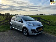 Peugeot 107 - 1.0 Black & Silver APK 27-04-2027