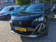 Peugeot e-2008 - EV GT 50 kWh | Panorama schuif-/kanteldak | Voorstoelen verw