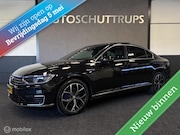 Volkswagen Passat - 1.4 TSI GTE Connected Series Plus PANO / LED / ERGOSTOEL / N