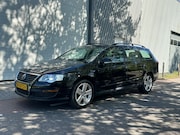 Volkswagen Passat - 2.0 FSI Trendline