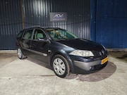 Renault Mégane - 2.0-16V Dynamique Comfort AUTOMAAT - INRUIL - ZO MEENEMEN