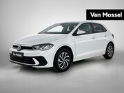 Volkswagen Polo - 1.0 TSI Life Edition 95 PK | Navigatie | Parkeersensoren | C