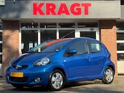 Toyota Aygo - Dynamic Blue 1.0-12V - AUTOMAAT - Airco - lichtmetaal - 5drs