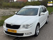 Skoda Superb - Combi 1.4 TSI Greentech Ambition Business Line ECC LMV 16"Cr