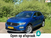 Volkswagen T-Roc - 1.5 TSI / AUTOMAAT / PANO / CAMERA