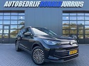Volkswagen Tiguan - 1.5 eTSI Life Edition 360 Camera/Carplay/Trekhaak