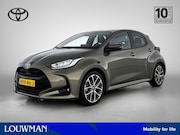 Toyota Yaris - 1.5 Hybrid 130 Executive | BTW voertuig | Dealer Onderhouden