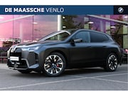 BMW iX - xDrive45 M Sport / M Multifunctionele Stoelen / Parking Assi