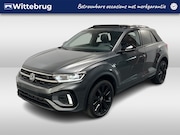 Volkswagen T-Roc - 1.5 TSI R-Line / AUTOMAAT/ PANO/ BLACK-STYLE/ CAMERA/ STUUR+