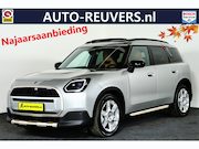 MINI Countryman - E Favoured 66.5 kWh Panorama / Navi / CarPlay / ACC / Lane-a