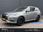 Mitsubishi Outlander - 2.4 PHEV Pure / Afneembare Trekhaak / All Season Banden / Ap