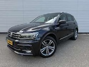 Volkswagen Tiguan - 1.4 TSI 4-Motion R-line NAP BTW Pano Virtual C. Ca