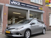 Toyota Auris - 1.8 Hybrid Energy Plus Bi-Tone All in prijs All Seasonbanden