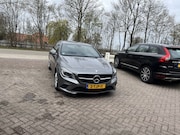 Mercedes-Benz CLA-Klasse - 180 Ambition AMG TREKHAAK ZWARTE HEMEL NAVI CRUISE