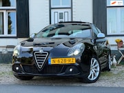 Alfa Romeo Giulietta - 1.4 T Progression|Pano|Clima|Cruise|Nieuwe distributieriem|