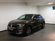 Volkswagen T-Roc - 1.5 TSI, R-Line, DSG, Camera, Clima, Navi, Stoel/Stuur-Verwa
