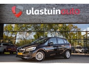 BMW 2-serie Active Tourer - 218i High Executive , Trekhaak, Navigatie, Stoelverwarming,