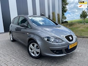 Seat Altea - 1.6 Comfortstyle 1e Eigenaar-Nw APK-Airco-Elekpakket-Lmv-2 S