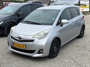 Toyota Verso S - 1.3 VVT-i Dynamic Keyless Automaat Camera Winterbanden Clima