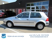 Volkswagen Golf - 1.6-16V Trendline Dist vervangen in 2022 ! *Airco*SB* Zeer n