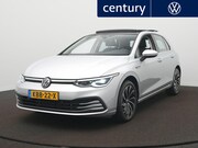 Volkswagen Golf - 1.5 eTSI Style Panoramisch schuif-kanteldak - Navigatie - AC