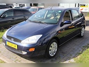 Ford Focus - 1.6-16V Ghia €999, - 5-Deurs Airco 166.000km NAP APK juli 20