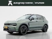 Lynk & Co 01 - 1.5 More | Panoramadak | Trekhaak | Dodehoeksensoren