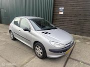 Peugeot 206 - 1.4 XR 86.124 km NAP