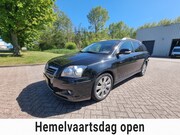 Toyota Avensis - Wagon 2.0 VVTi Luna Business LEDER STOELVERWARMING CLIMA NAV